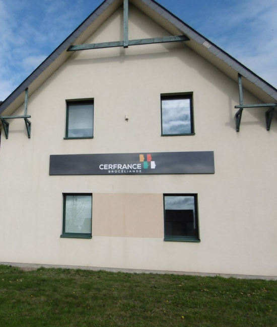 Photo Agence Montauban De Bretagne 500x650