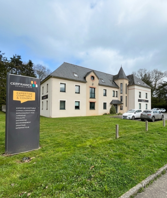 Photo Agence Montfort Sur Meu 500x650